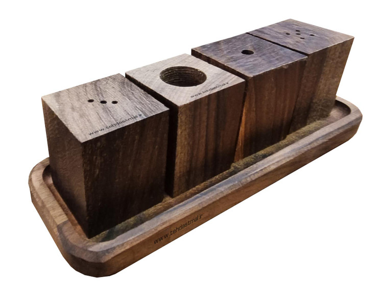 ست نمک دان ، فلفل پاش ، سماق پاش ، خلال دندان چوبی